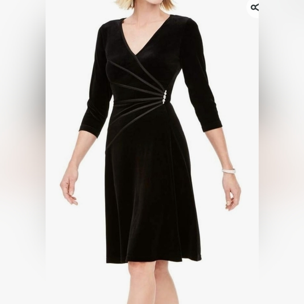 Connected black velvet dress  3/4 sleeves and V neck See pics for measurements